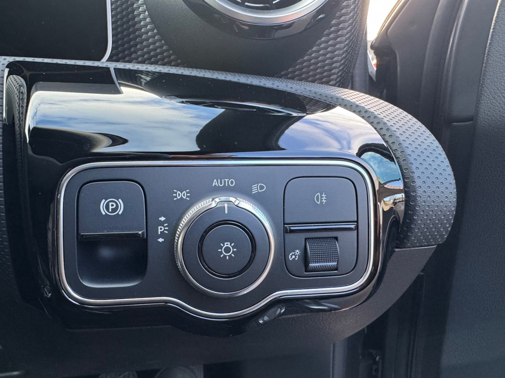 Used Mercedes-Benz Other 2019 for sale - 76750243: Photo 17