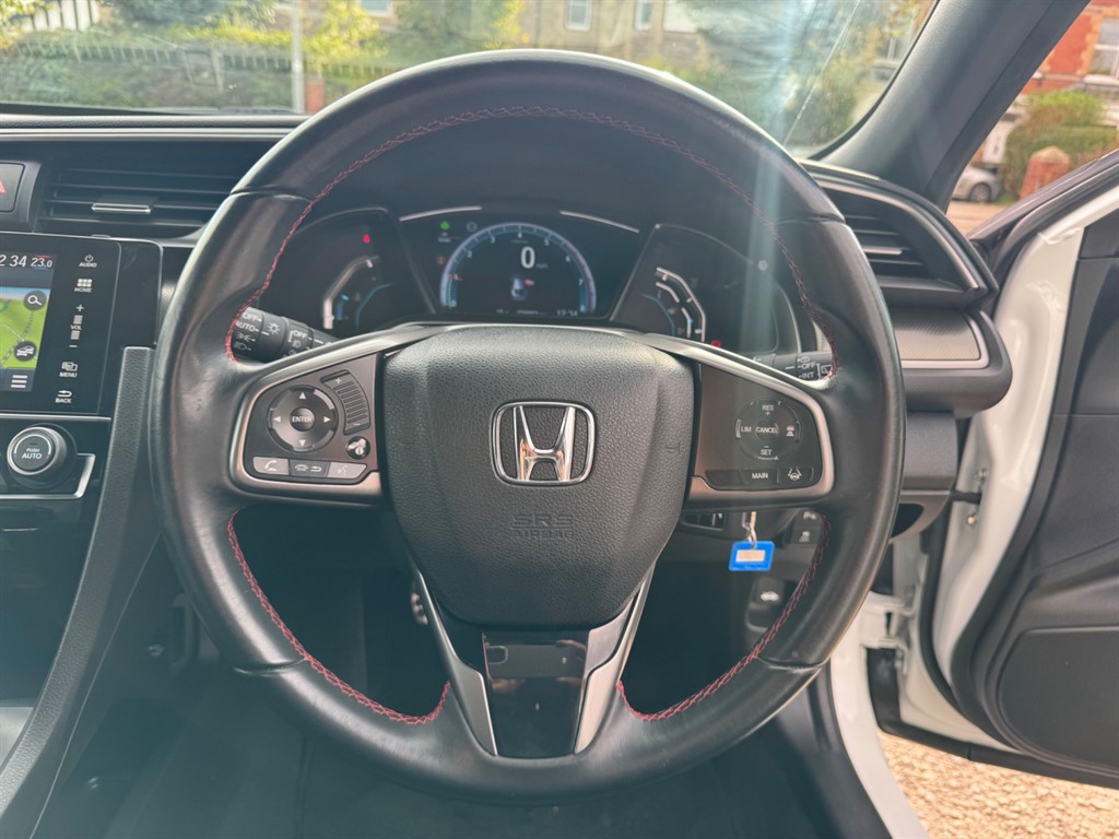 Used Honda Civic 2019 for sale - 76393815: Photo 13