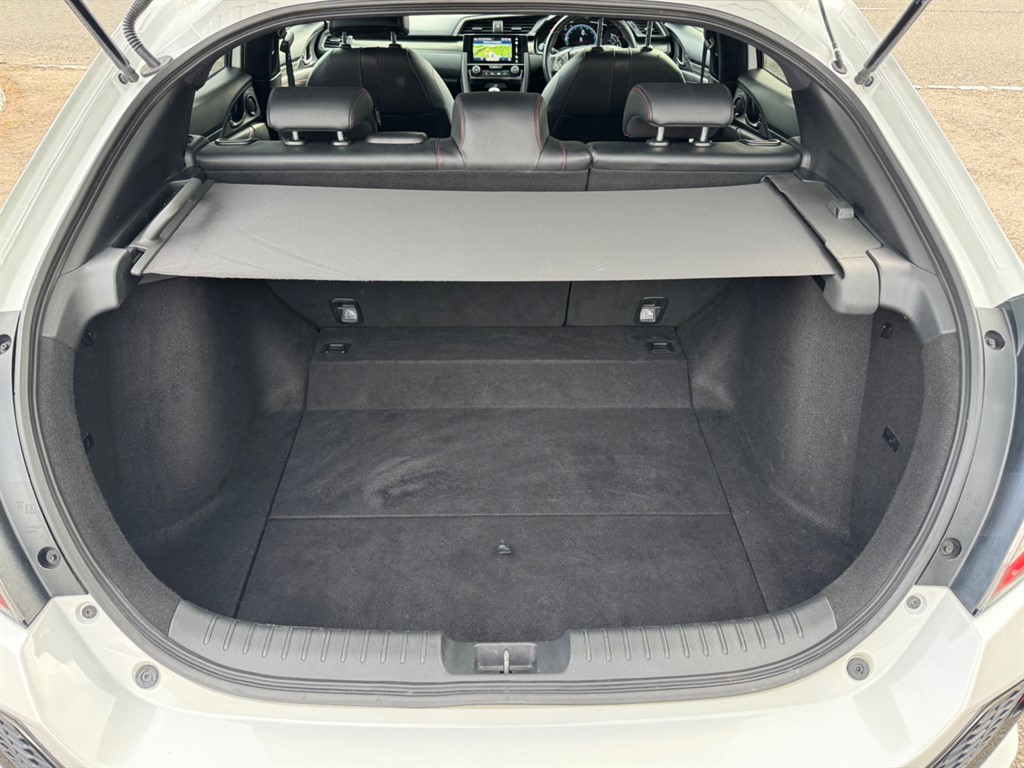 Used Honda Civic 2019 for sale - 76393815: Photo 34