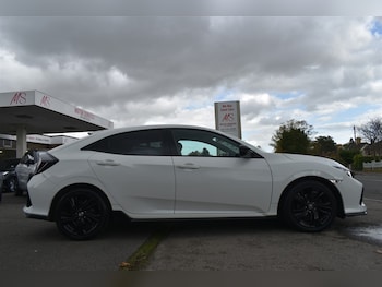 Used Honda Civic 2019 for sale - 76393815: Photo