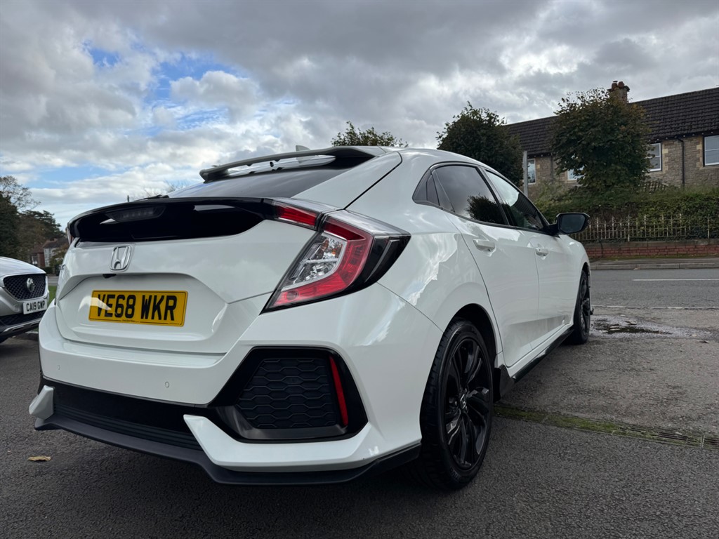 Used Honda Civic 2019 for sale - 76393815: Photo 6