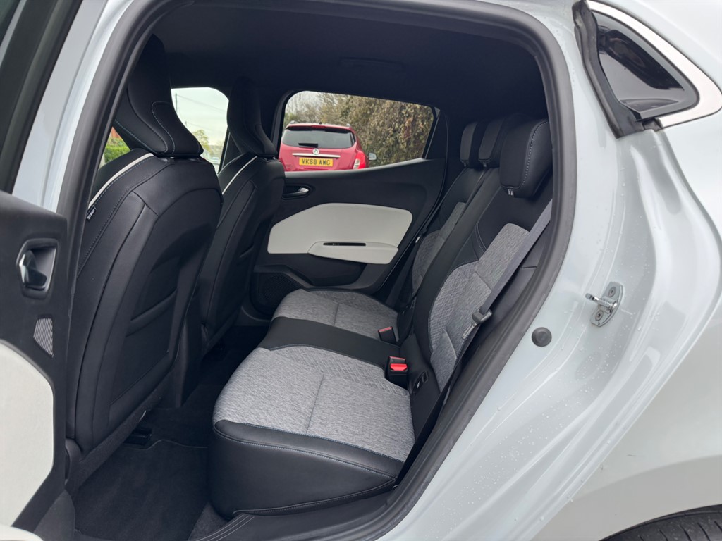 Used Renault Clio 2021 for sale - 76717658: Photo 14