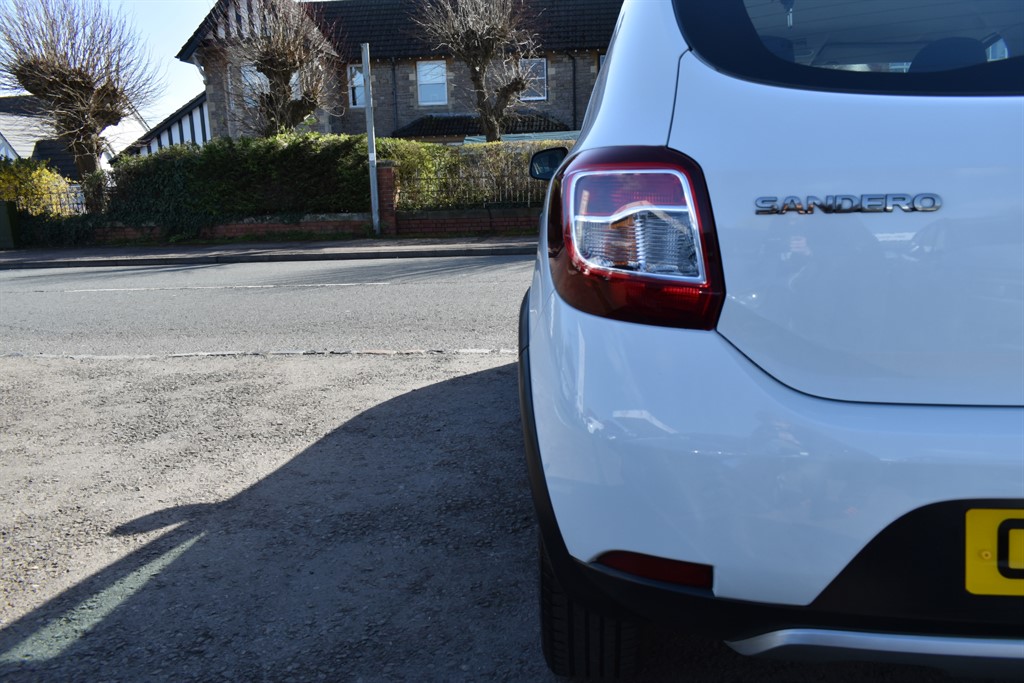 Used Dacia Sandero Stepway 2015 for sale - 77918287: Photo 24