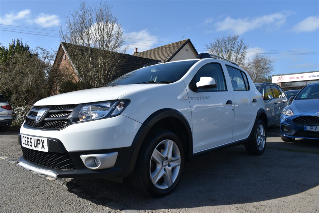 Used Dacia Sandero Stepway 2015 for sale - 77918287: Photo 37