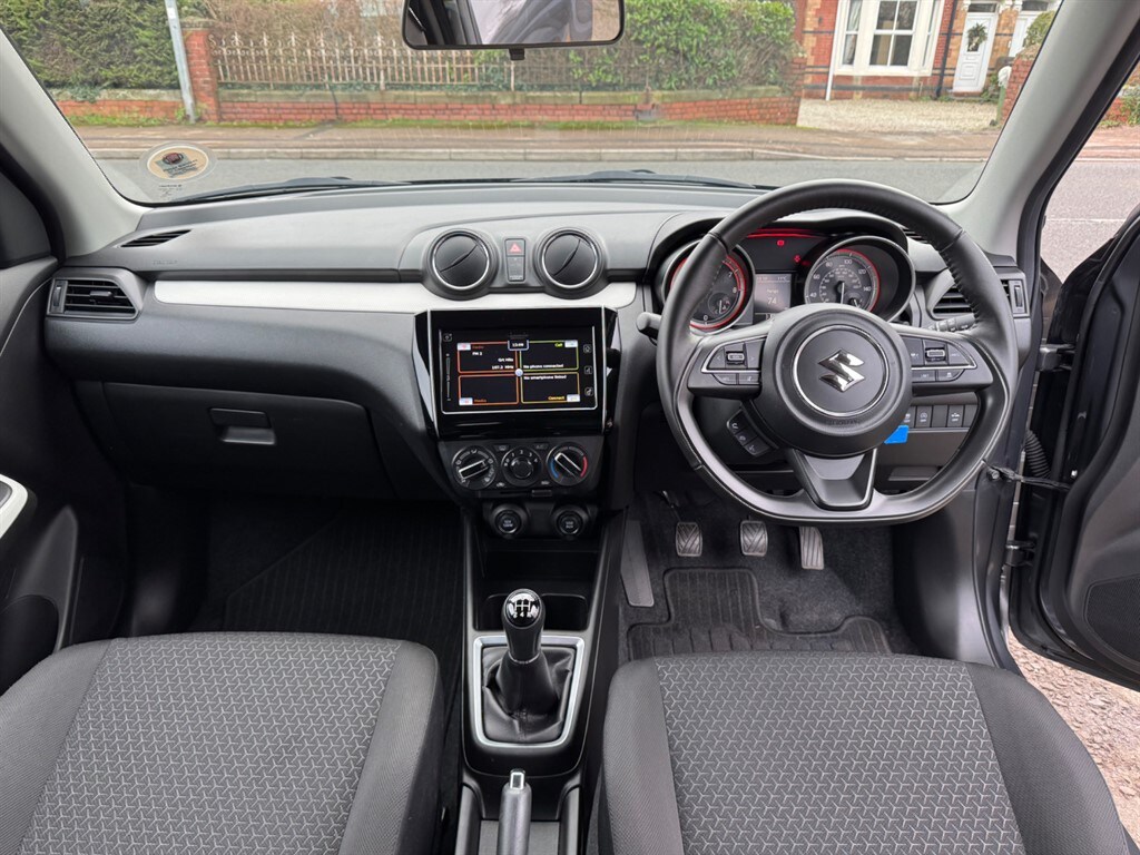 Used Suzuki Swift 2023 for sale - 77235663: Photo 3