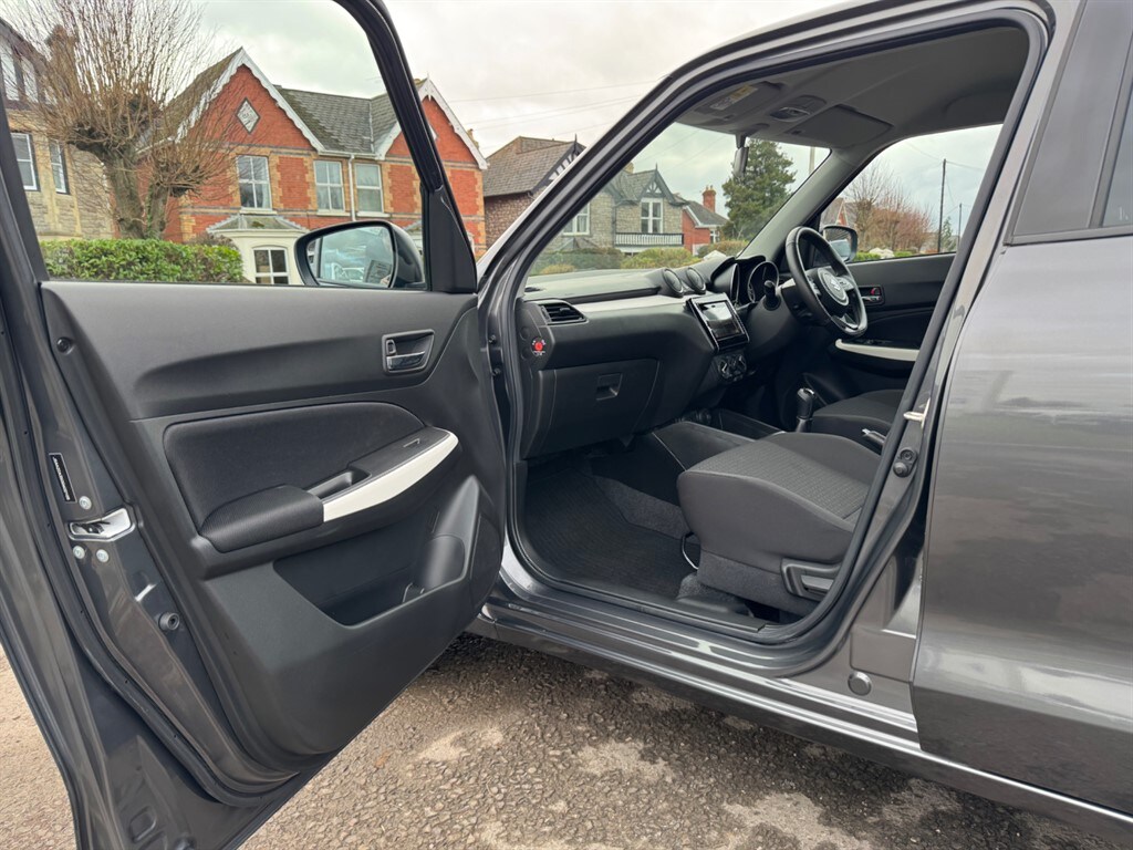 Used Suzuki Swift 2023 for sale - 77235663: Photo 30