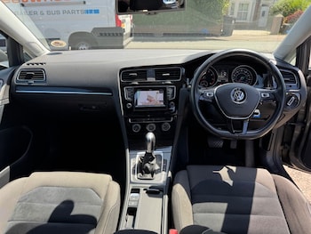 Used Volkswagen Golf 2014 for sale - 79088632: Photo