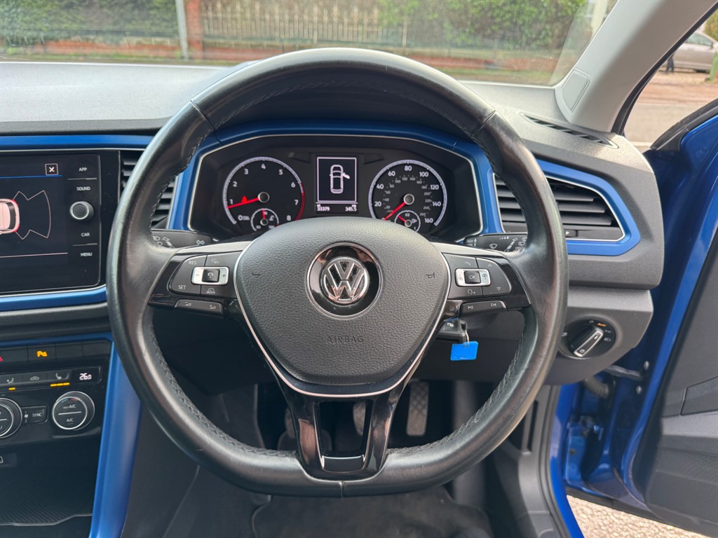 Used Volkswagen T-Roc 2018 for sale - 77367313: Photo 10
