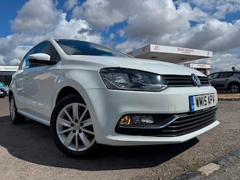 Used Volkswagen Polo 2015 for sale - 79603759: Photo
