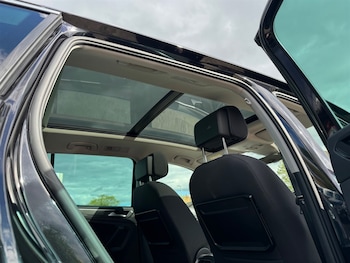 Used Volkswagen Tiguan 2017 for sale - 78329136: Photo