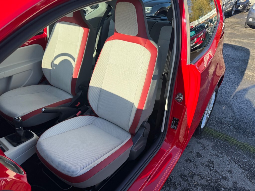 Used Volkswagen up! 2014 for sale - 76628530: Photo 34