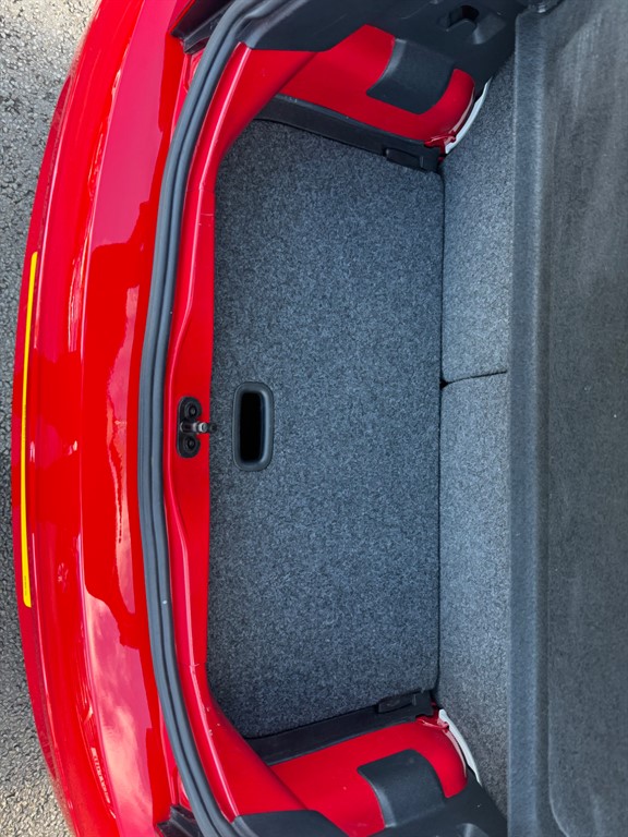 Used Volkswagen up! 2014 for sale - 76628530: Photo 8