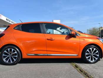 Used Renault Clio 2019 for sale - 74250071: Photo