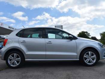 Used Volkswagen Polo 2017 for sale - 74755796: Photo