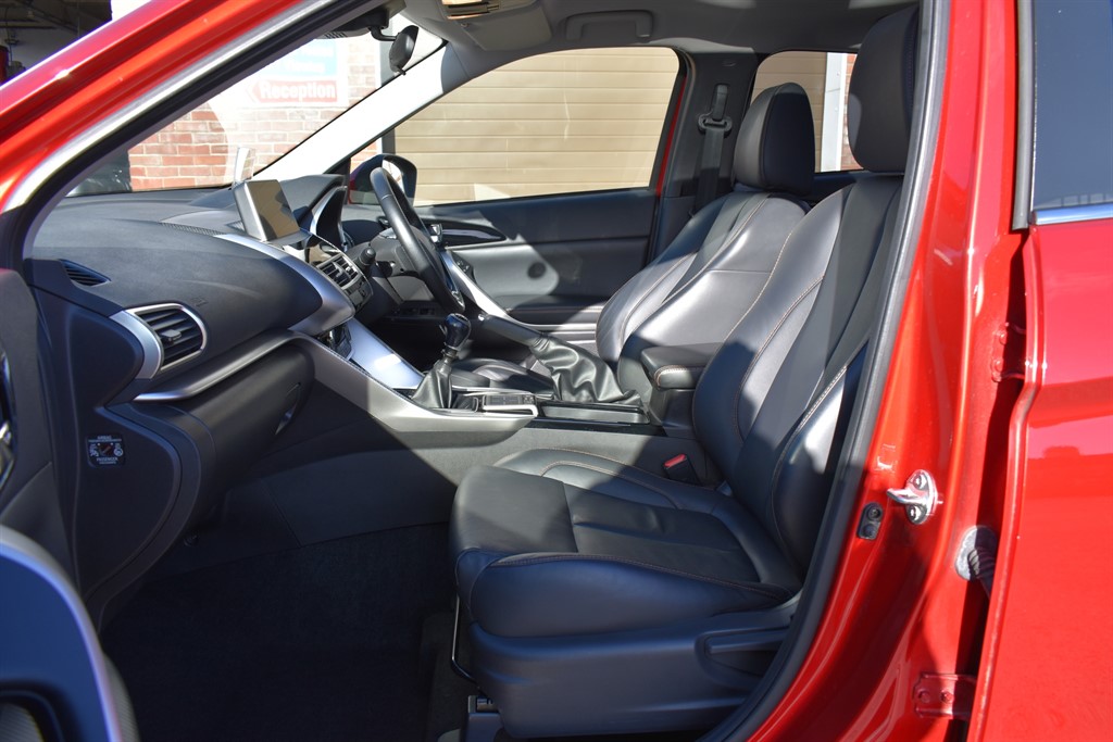 Used Mitsubishi Eclipse Cross 2018 for sale - 76466633: Photo 15