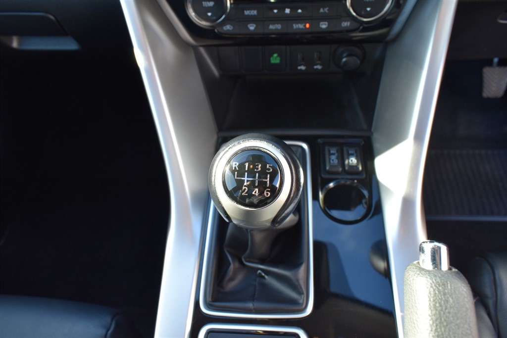 Used Mitsubishi Eclipse Cross 2018 for sale - 76466633: Photo 25