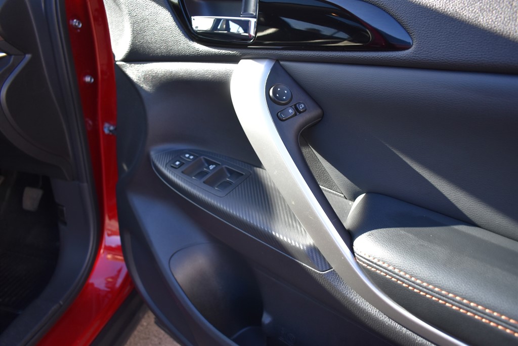 Used Mitsubishi Eclipse Cross 2018 for sale - 76466633: Photo 28