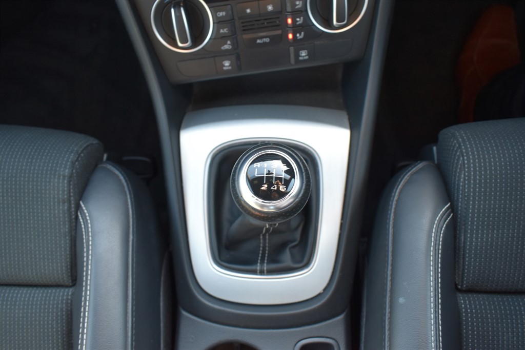 Used Audi Q3 2015 for sale - 76155069: Photo 16