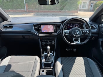 Used Volkswagen T-Roc 2020 for sale - 79274836: Photo