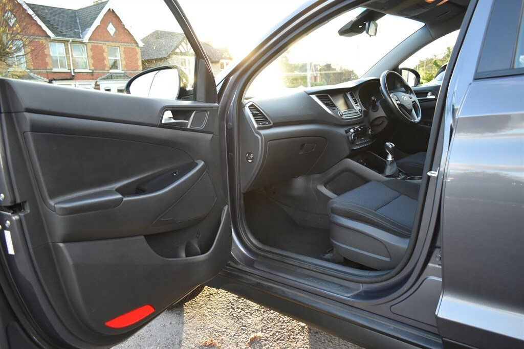 Used Hyundai TUCSON 2015 for sale - 76575302: Photo 52