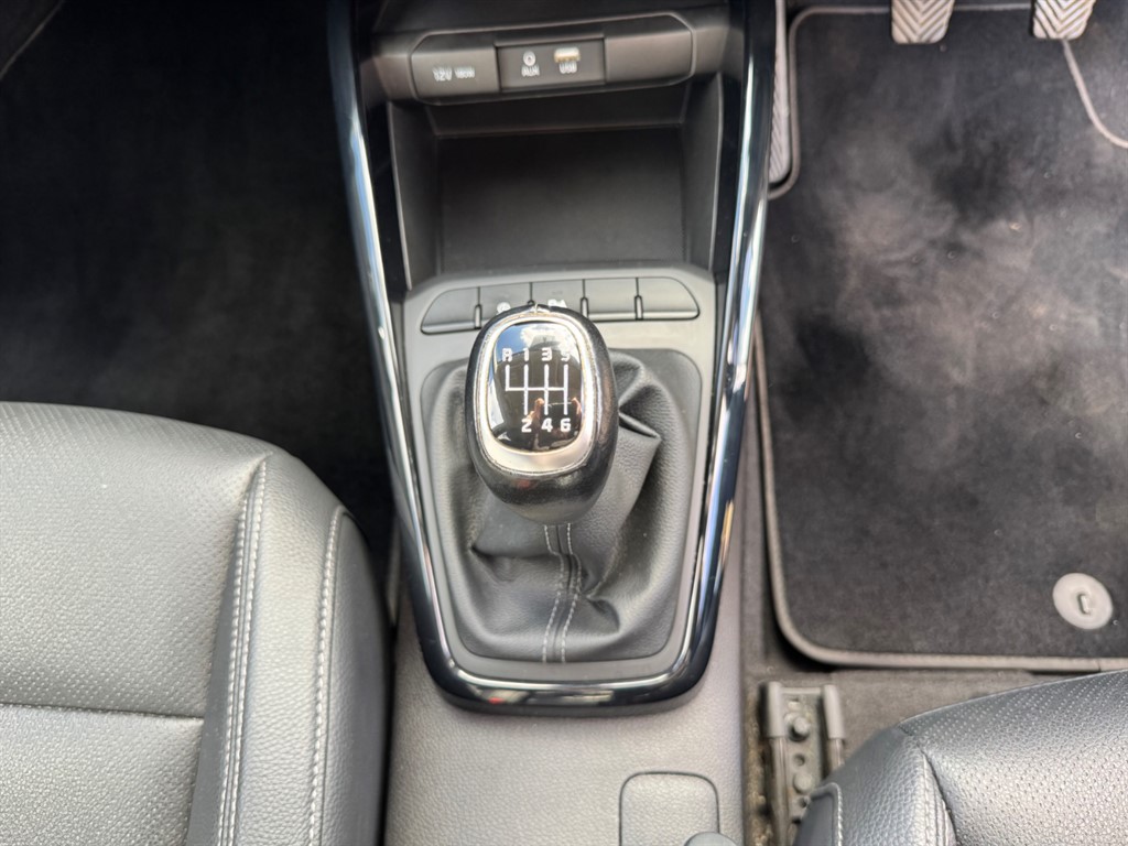 Used Kia Stonic 2020 for sale - 77897262: Photo 13