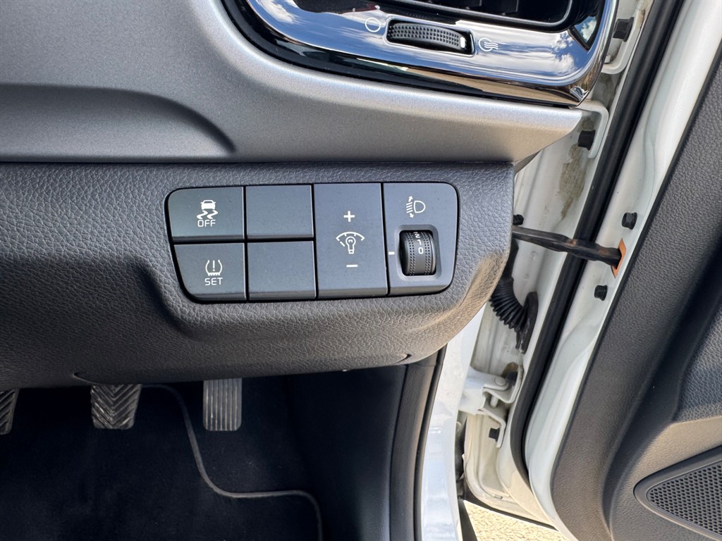 Used Kia Stonic 2020 for sale - 77897262: Photo 17