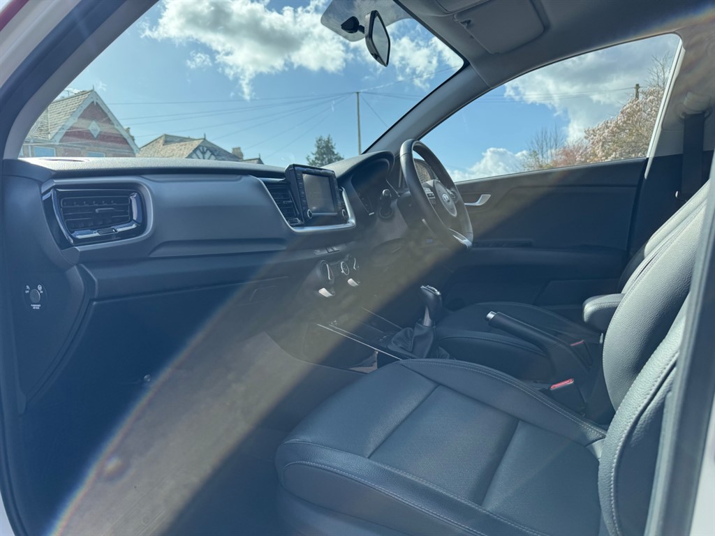 Used Kia Stonic 2020 for sale - 77897262: Photo 47