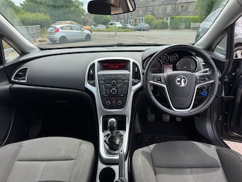 Used Vauxhall Astra 2015 for sale - 78774007: Photo