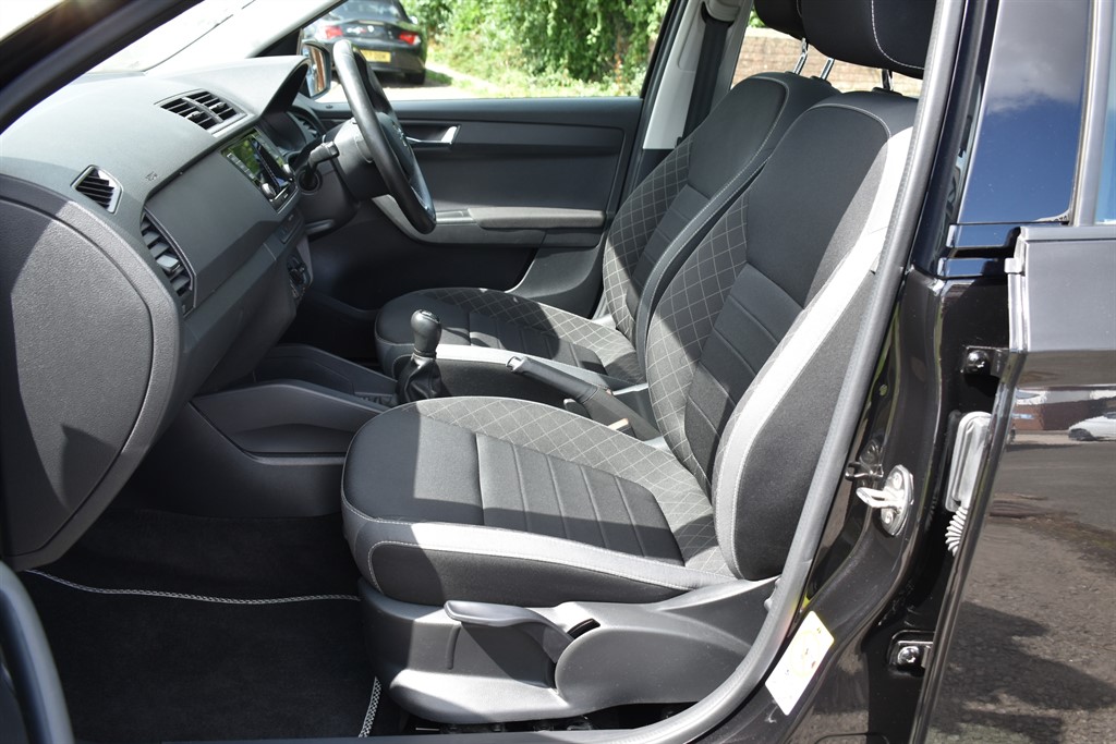 Vehicle 33