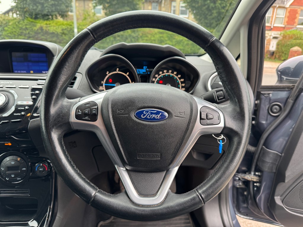 Used Ford Fiesta 2013 for sale - 76255142: Photo 13