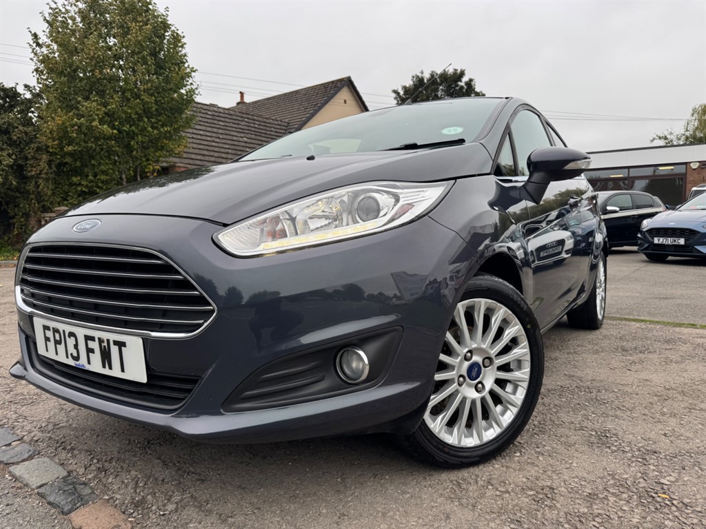 Used Ford Fiesta 2013 for sale - 76255142: Photo 2