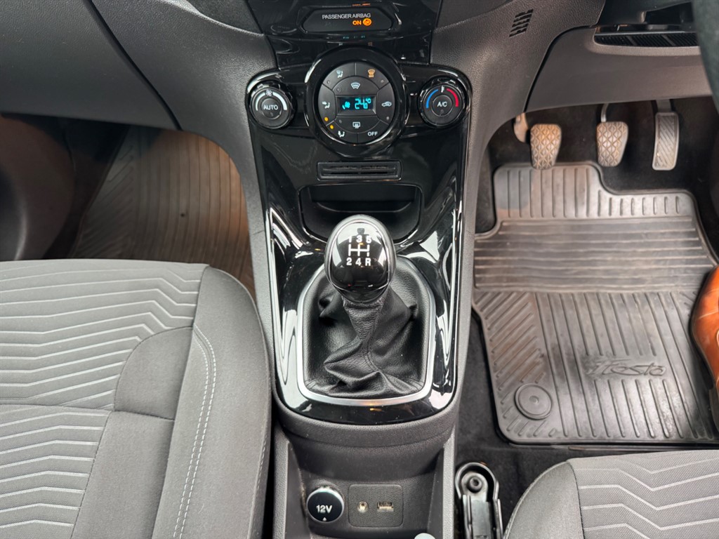 Used Ford Fiesta 2013 for sale - 76255142: Photo 21