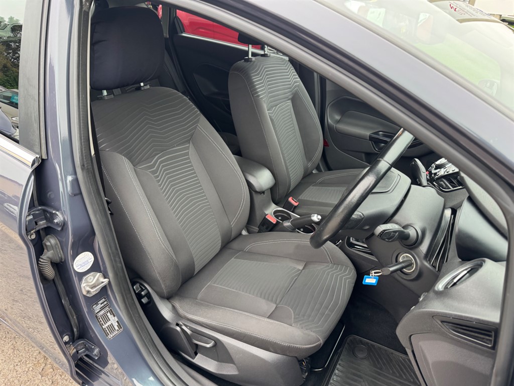 Used Ford Fiesta 2013 for sale - 76255142: Photo 25
