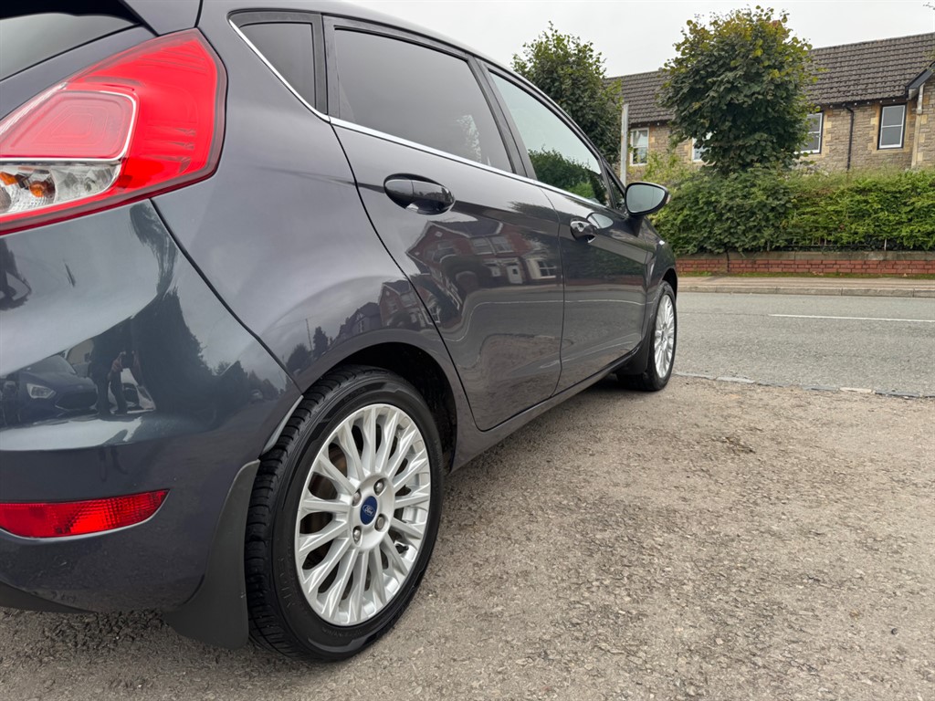 Used Ford Fiesta 2013 for sale - 76255142: Photo 33