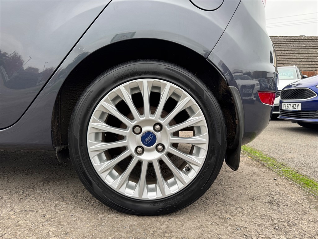 Used Ford Fiesta 2013 for sale - 76255142: Photo 34