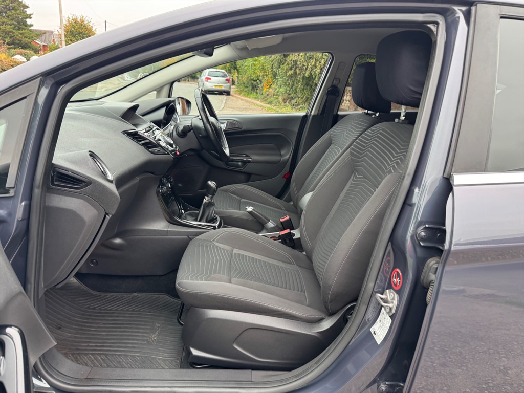 Used Ford Fiesta 2013 for sale - 76255142: Photo 38