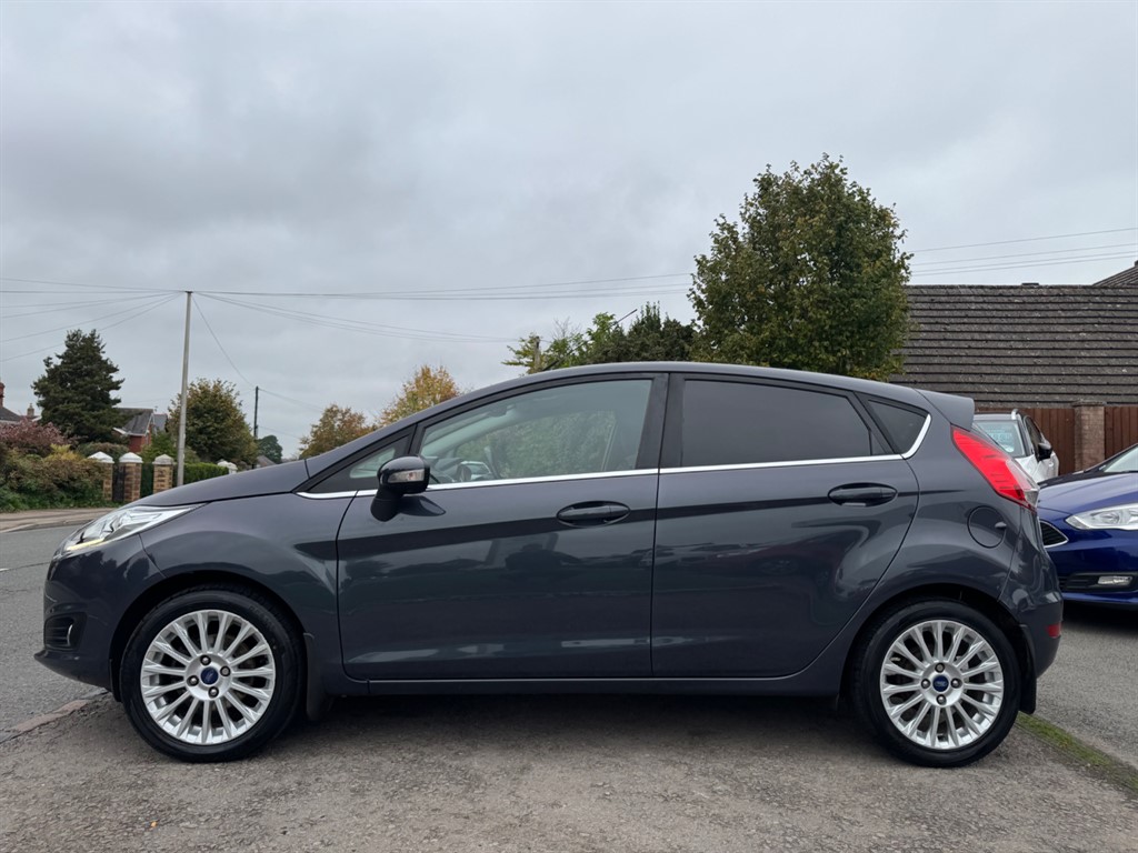 Used Ford Fiesta 2013 for sale - 76255142: Photo 7