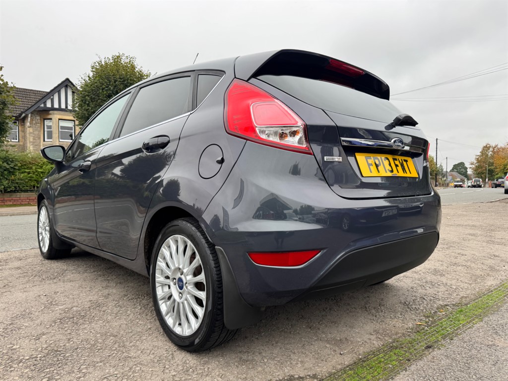 Used Ford Fiesta 2013 for sale - 76255142: Photo 8