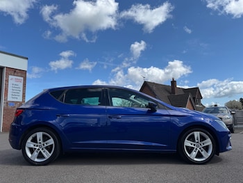Used SEAT Leon 2019 for sale - 78305948: Photo