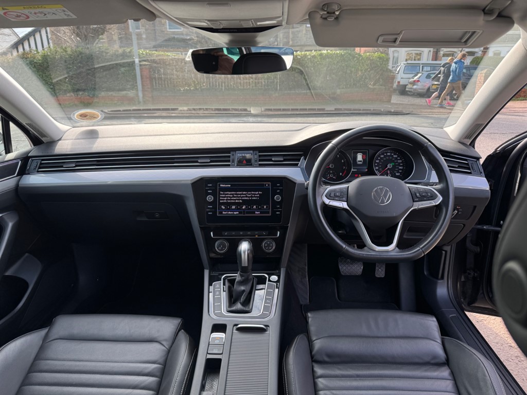 Used Volkswagen Passat 2023 for sale - 77679141: Photo 2