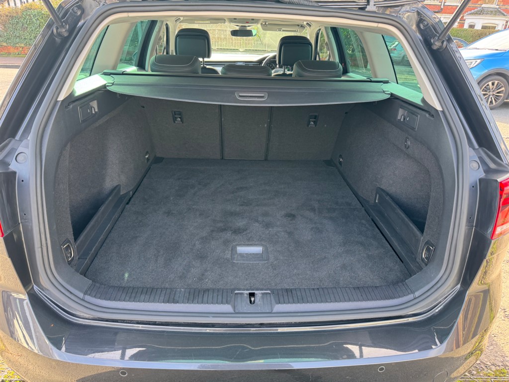 Used Volkswagen Passat 2023 for sale - 77679141: Photo 9