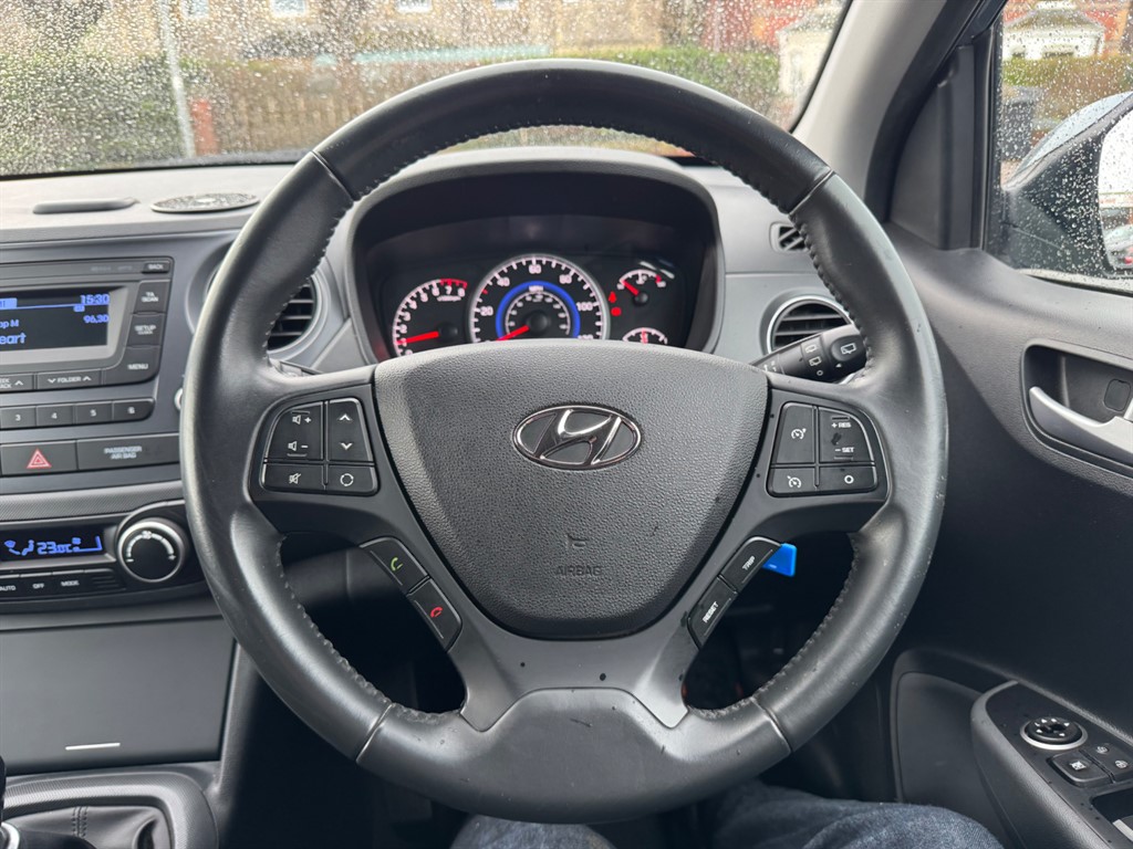 Used Hyundai i10 2018 for sale - 77679136: Photo 16