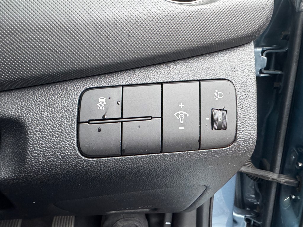 Used Hyundai i10 2018 for sale - 77679136: Photo 17