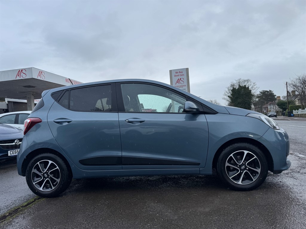 Used Hyundai i10 2018 for sale - 77679136: Photo 3