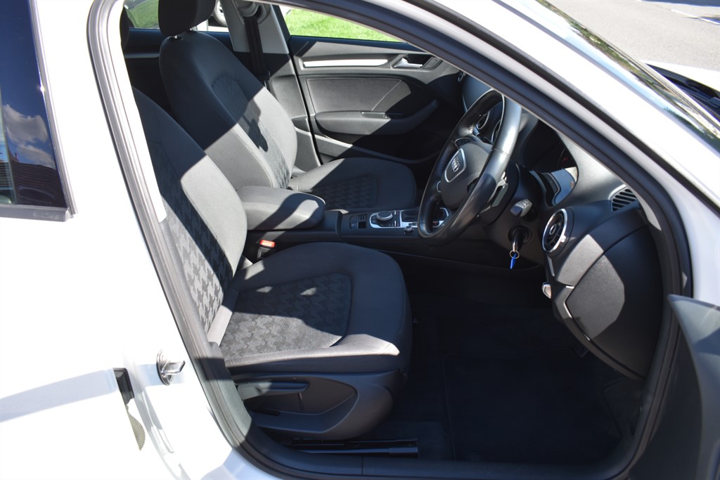 Used Audi A3 2015 for sale - 76067233: Photo 4