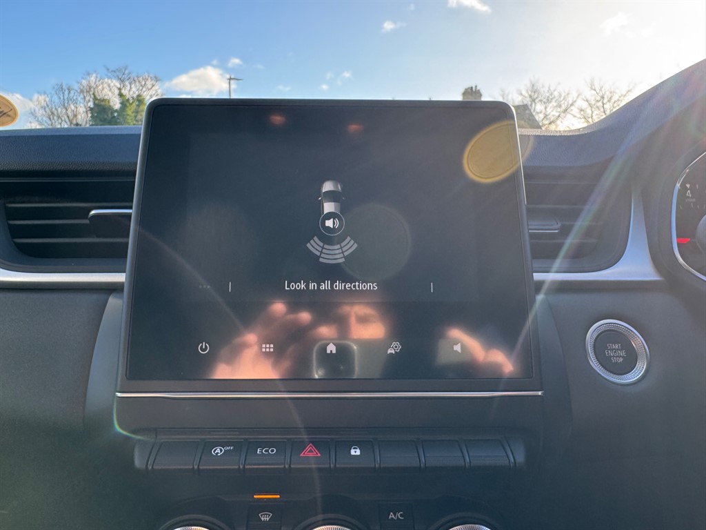 Used Renault Captur 2022 for sale - 76669913: Photo 17