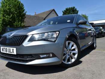 Used Skoda Superb 2018 for sale - 74648410: Photo