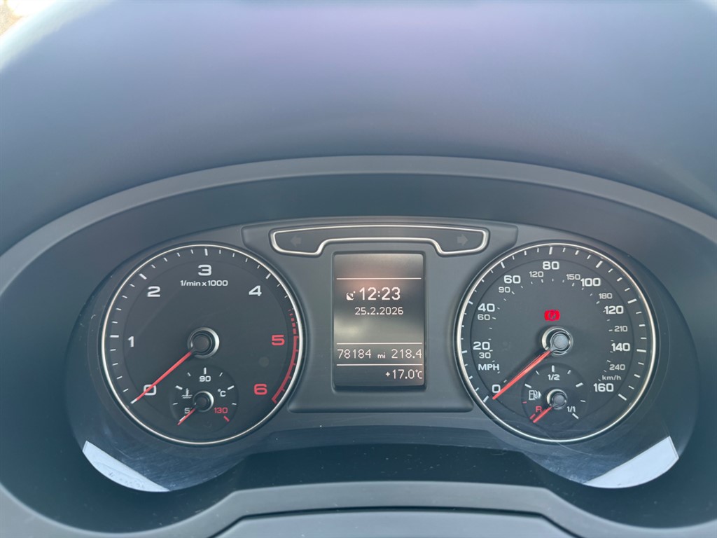 Used Audi Q3 2014 for sale - 77679134: Photo 24