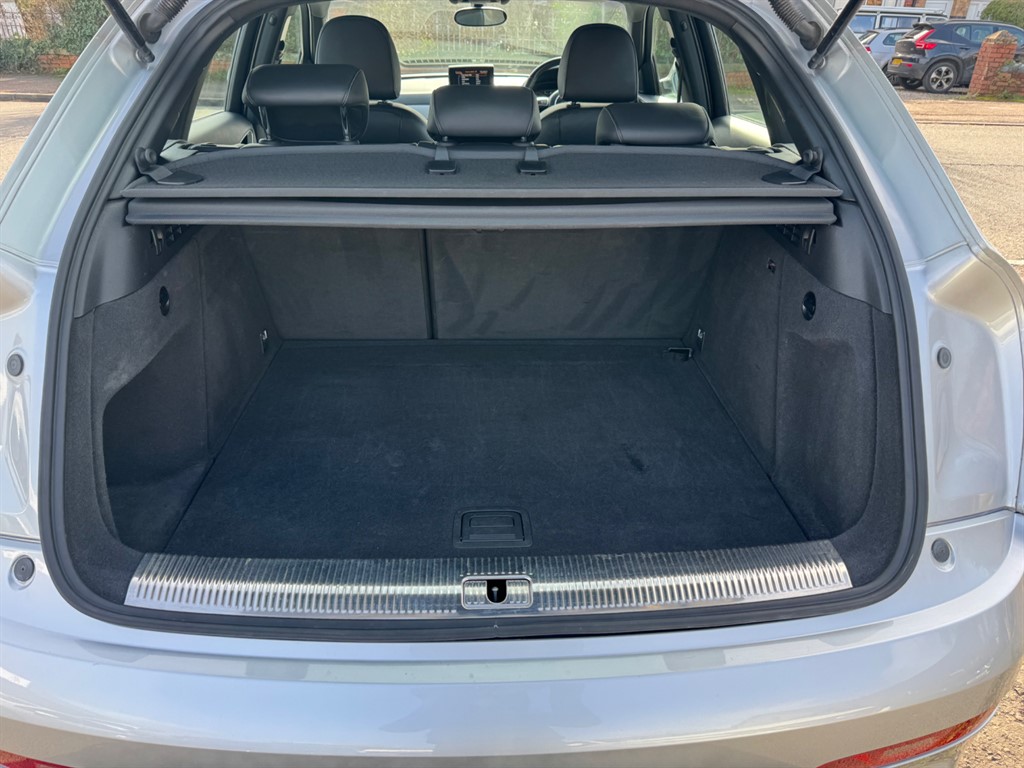 Used Audi Q3 2014 for sale - 77679134: Photo 7