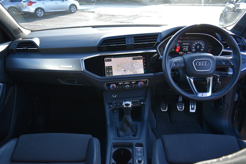 Used Audi Q3 2019 for sale - 77160831: Photo 2